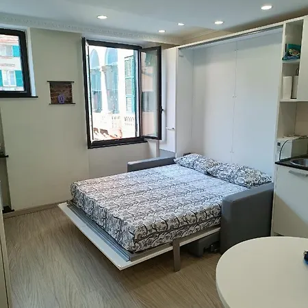 Apartamento Finestra Speciale Su Palazzo Rosso. Monolocale Génova