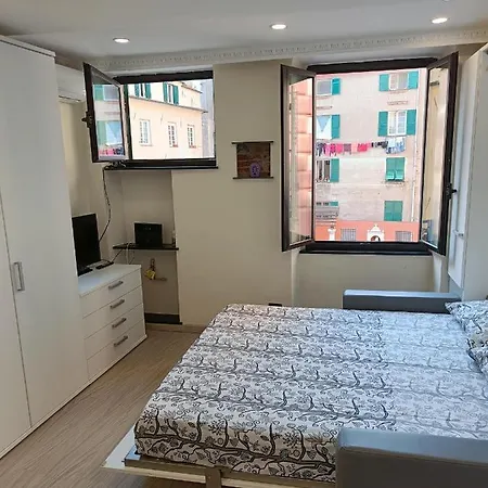 Apartment Finestra Speciale Su Palazzo Rosso. Monolocale Genoa