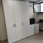 Finestra Speciale Su Palazzo Rosso. Monolocale Apartment Genua